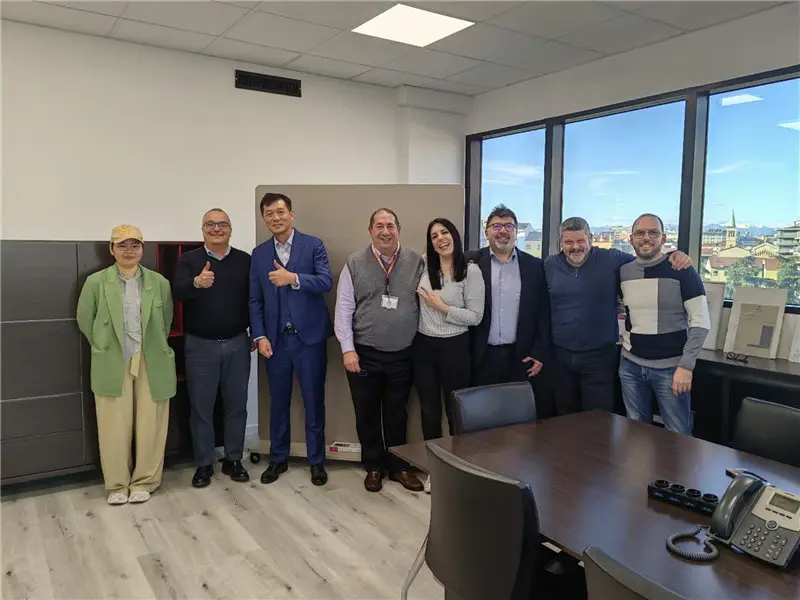 exhibition news04.jpg